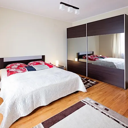 아파트 Twardowski Apartament 크라쿠프